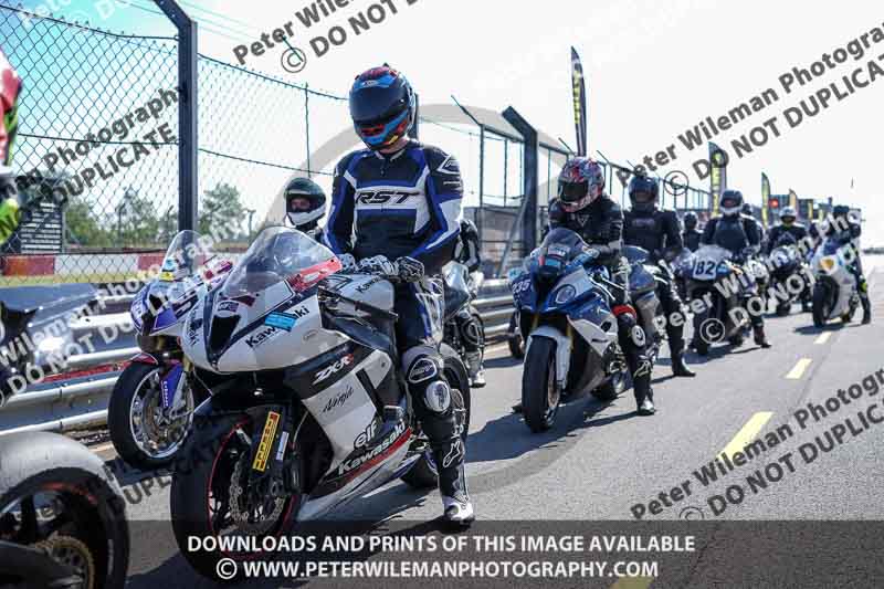 donington no limits trackday;donington park photographs;donington trackday photographs;no limits trackdays;peter wileman photography;trackday digital images;trackday photos
